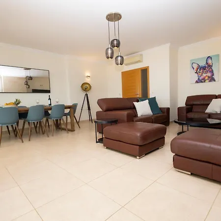Laguna Vista , Four Bedroom Luxury Penthouse 拉哥斯