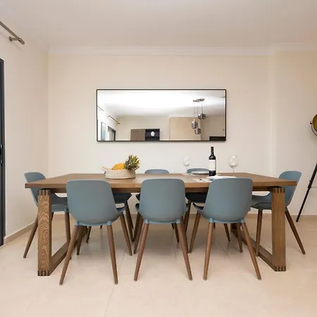 Apartment Laguna Vista , Four Bedroom Luxury Penthouse *